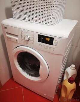 Beko pračka digitální 1-6kg, A+++, SLIM úzká 45cm