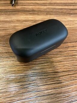 Bezdrátová sluchátka AUKEY EP-T21S – plně funkční