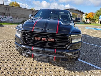 DODGE RAM 5.7 HEMI E-TORQUE FULL OPCJA PANORAMA FULL LED