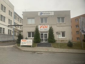Pronájem skladovacích a výrobních prostor - 1