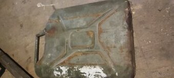 Plechové kanystry 20l