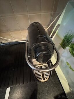 Kavovar nespresso