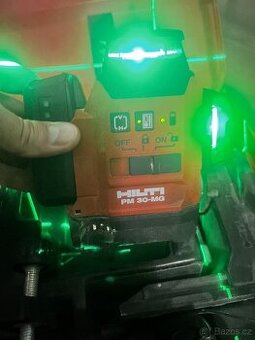 multiliniový laser Hilti pm 30 mg plný komplet