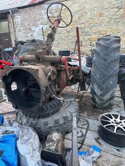 Prodám zadek bez hydrauliky zetor super 35