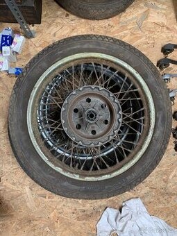 1. Kolo Jawa/čz 3,25 16