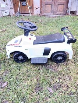 Dětské autíčko
