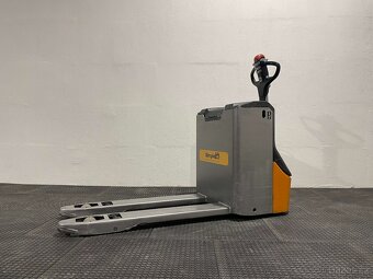 Elektrický paletový vozík Still Ecu18, použitý