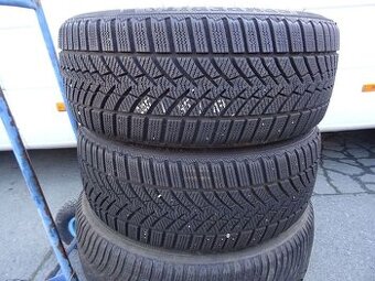 Zimní pneu Semperit, 205/45/17, 2 ks, 7 mm