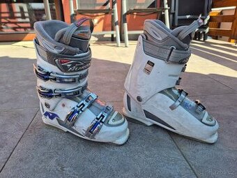 Lyžáky Nordica GTS 8 Olympia, velikost 40