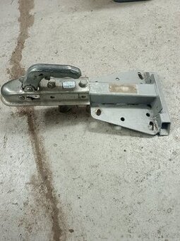 Tažný kloub na přívěsný vozík tlama čuba žehlička koule ISO