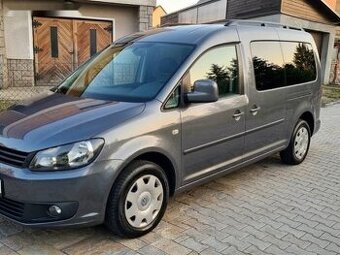 Volkswagen Caddy,maxi 4x4 servisní historie