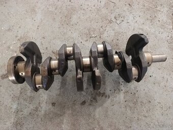 Kliková hřídel Ford 1.8,2.0 benzín