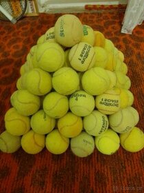 Nabízím tenisové hrané míčky vhodné i pro pejsky