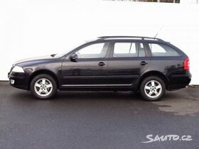 Škoda Octavia 2 dveře stříbrná met. č 9156 a 9910 - 1