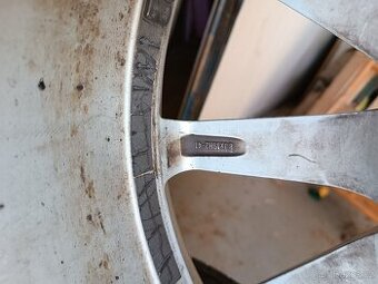 Alfa Romeo 159, originální kola 19ti