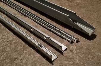 Ikea Skorva středový nosník a další součásti