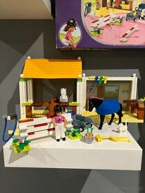 LEGO 5941 Riding School - 1