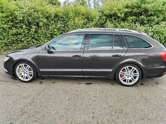 Škoda Superb 3.6 FSI na ND (celek)