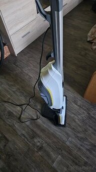 Vysavač Karcher na mokré vysavyni tyčový
