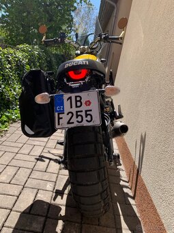 Ducati Scrambler - výbava