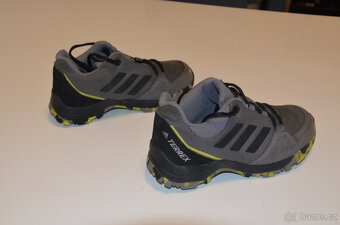 Dětské trekové boty Adidas Terrex vel 28
