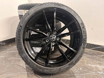 original vw passat pretoria r19 zimní 3G0601025BH