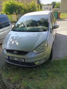 Ford galaxi