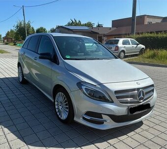 Mercedes B200 CNG 89 tis km