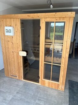 Finská sauna Privileg 200x200x196cm