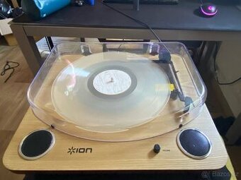 Gramofon ION Max LP
