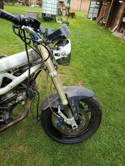 Honda vtr 1000