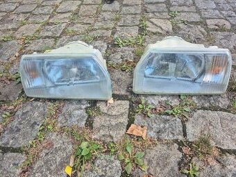 Přední světlomety Škoda Favorit
