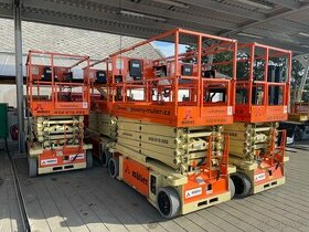 Nůžková plošina JLG 10 RS - 12 metrů