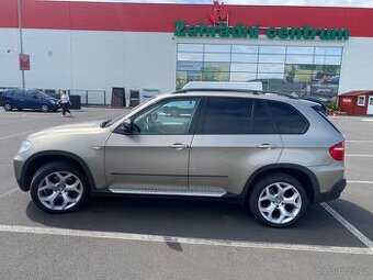 BMW X5 e70