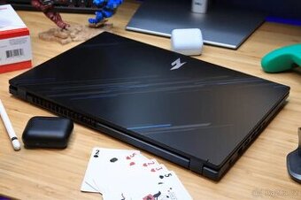 Notebook Acer Nitro V 15 – zánovní, stále v záruce
