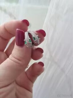 Nové dámské stříbrné náušnice hadí had třpytivé s kamínky