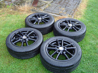 4XLETNÍ HLINÍKOVÁ KOLA ŠKODA FABIA,ROOMSTER 195/50 R15..TOP