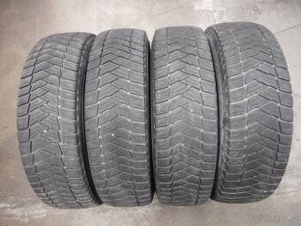 205/75R16C 113/111R