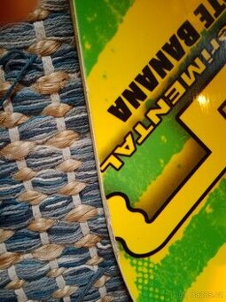 Snowboard Banana,boty,obal Dakine