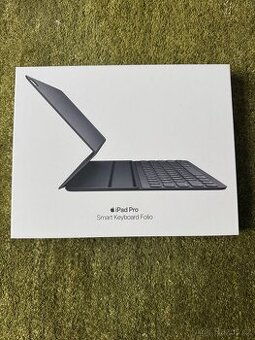 Apple iPad pro smart keyboard folio 12.9