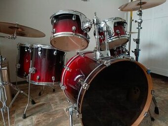 Bicí souprava Basix, činely nové, 4x blány a stojan zdarma