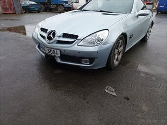 Mercedes-Benz SLK 200