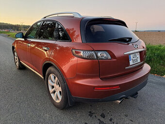 Infiniti FX 35 LPG náhradní Dily nebo Celek