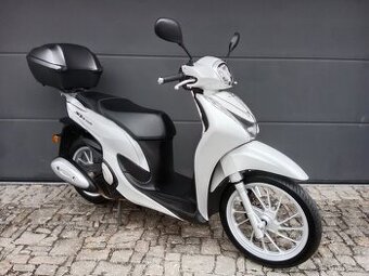 Honda SH 125 r.v.2022 - TOP, 1.Majitel - PRODÁNO