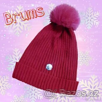 Krásná zimní dívčí čepice vel M