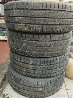 Zimní pneu 215/70R15C