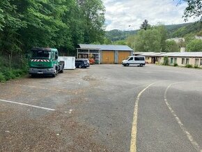 Nabídka parkování nákladních i osobních vozidel