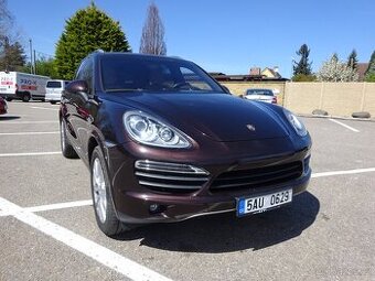 Porsche Cayenne S 4.2D r.v.2013 2.Maj.Nové v ČR (281 kw)