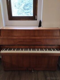Piano Kemble (Yamaha)