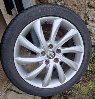 Alu kola s letní pneu Alfa Romeo Giulietta 17" - 1